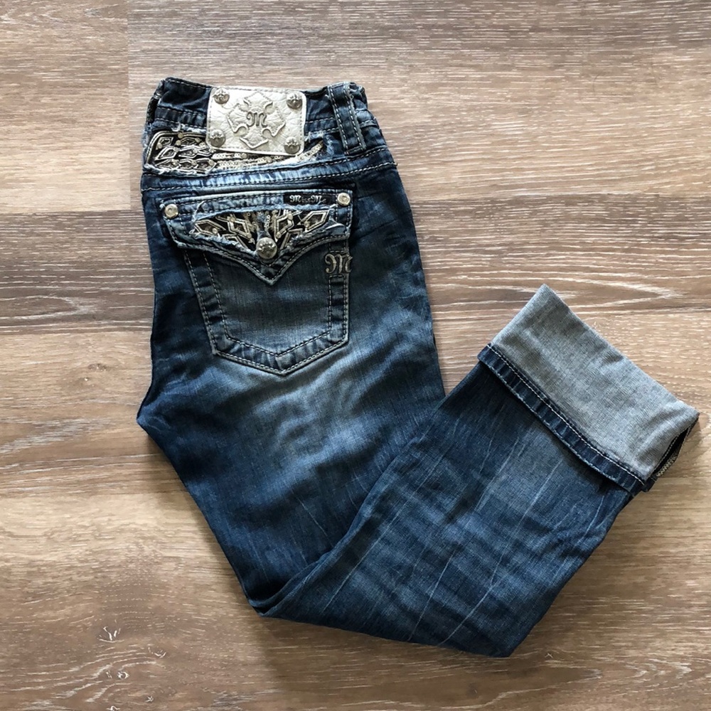 Miss Me Cropped Jeans Size 28